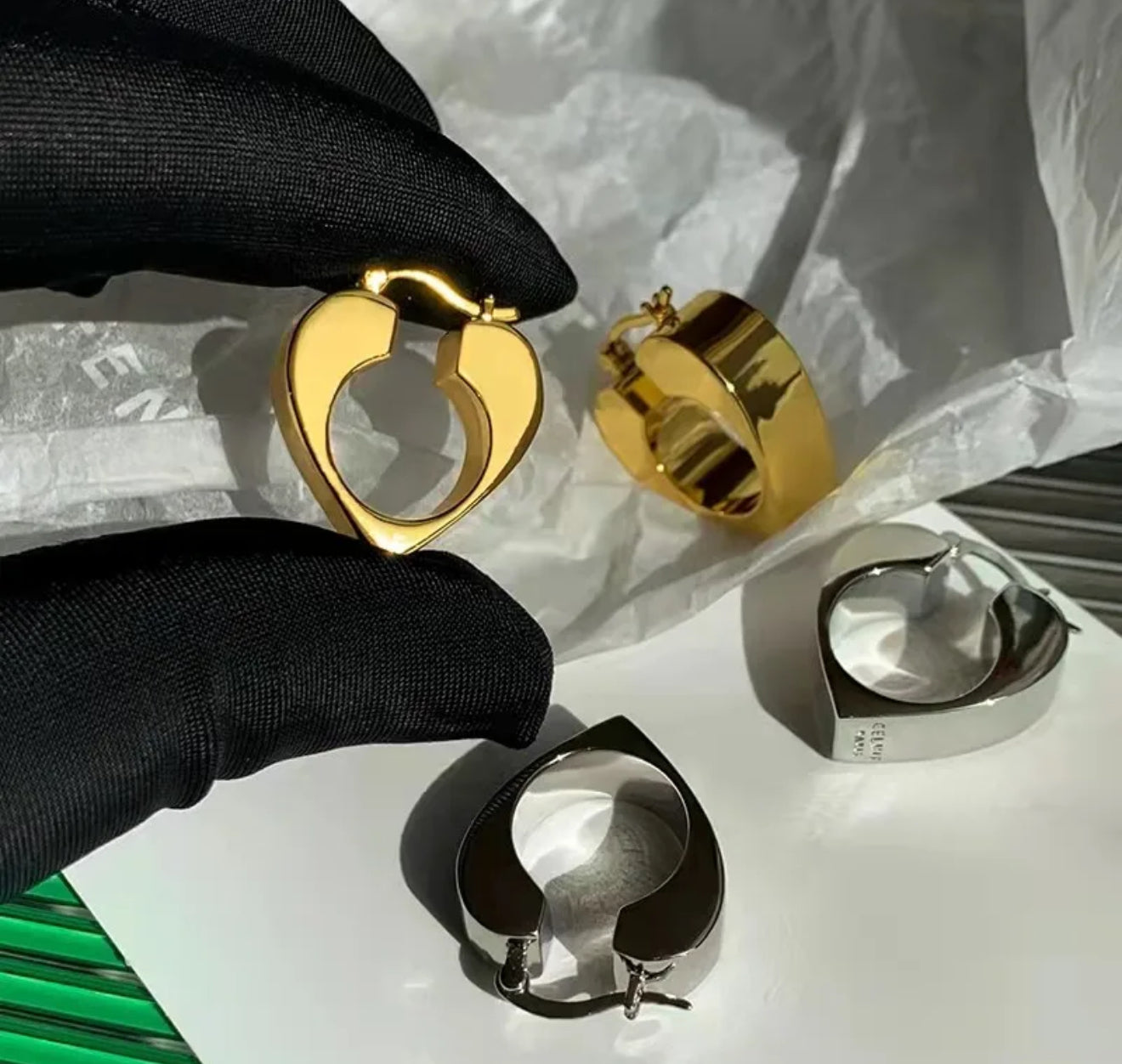 Celiiii-Earrings gold