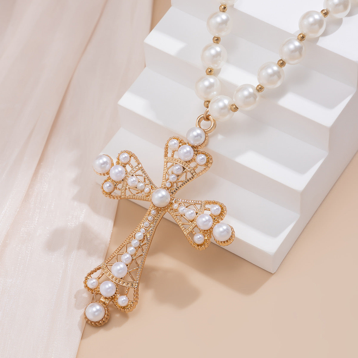 Pear-necklace gold