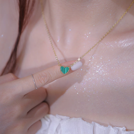 Green heart necklace. 💚