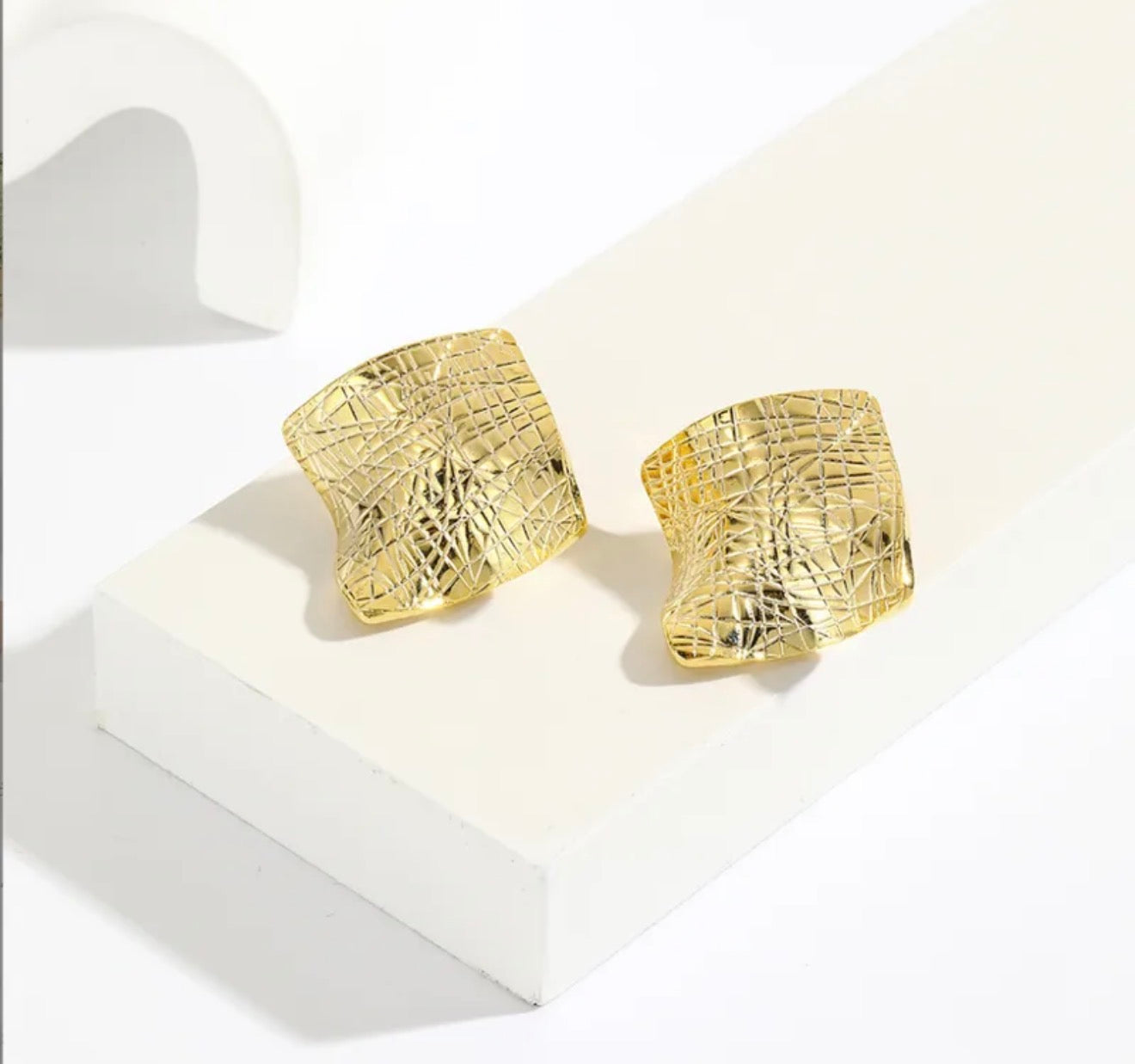 Dalisa earrings.