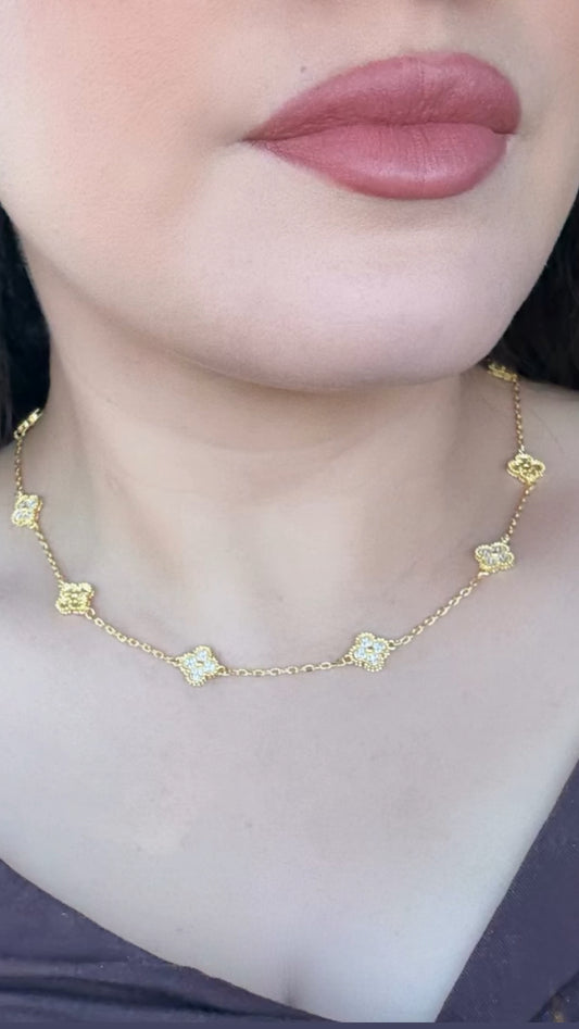 Clover cristal. Ten clover