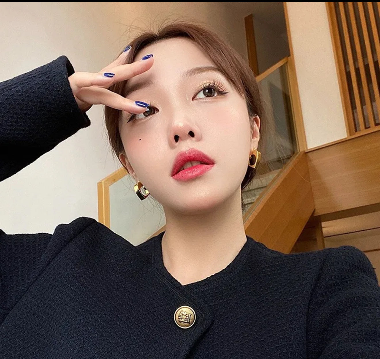 Celiiii-Earrings gold