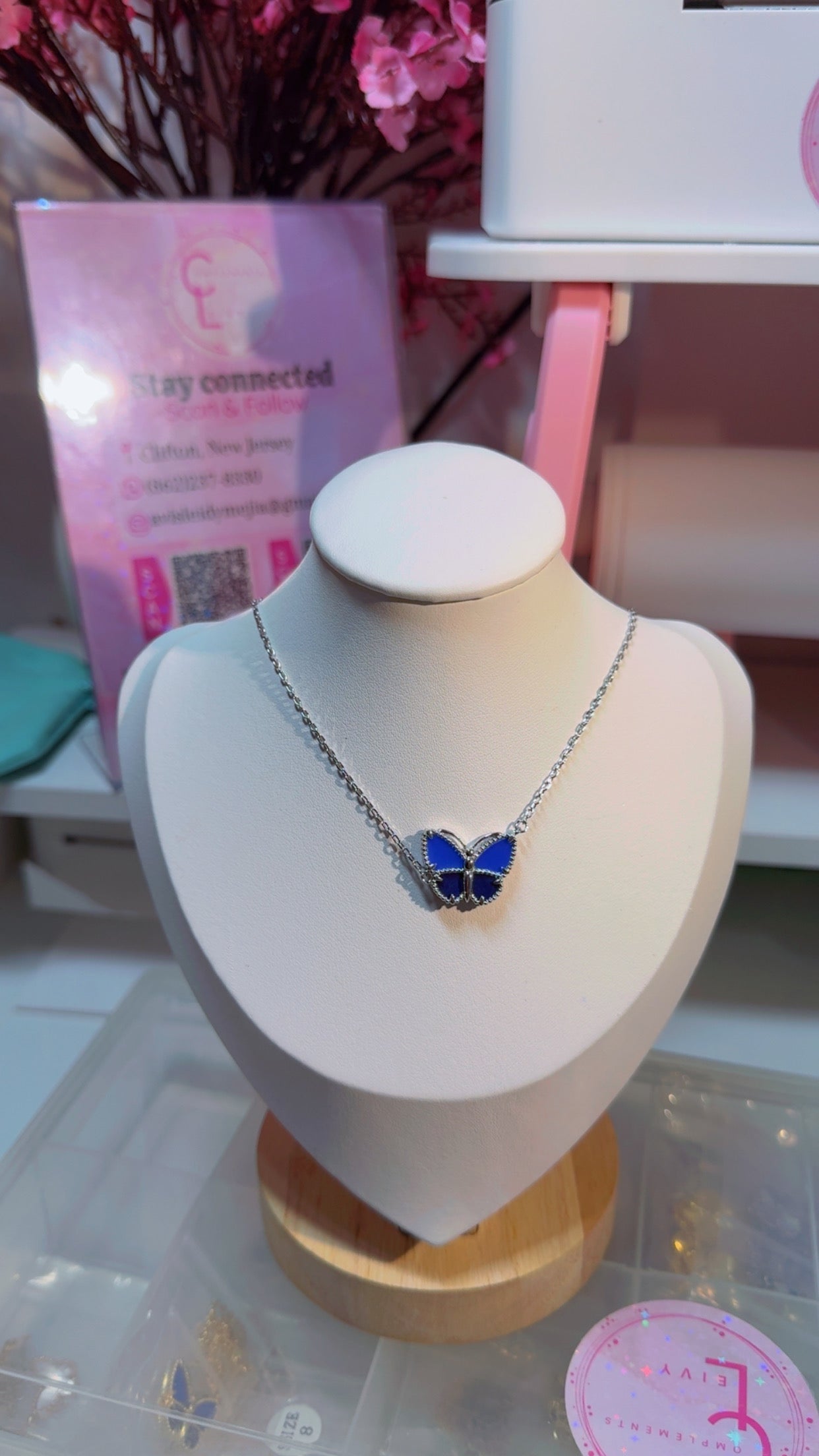 Butterfly silver primavera