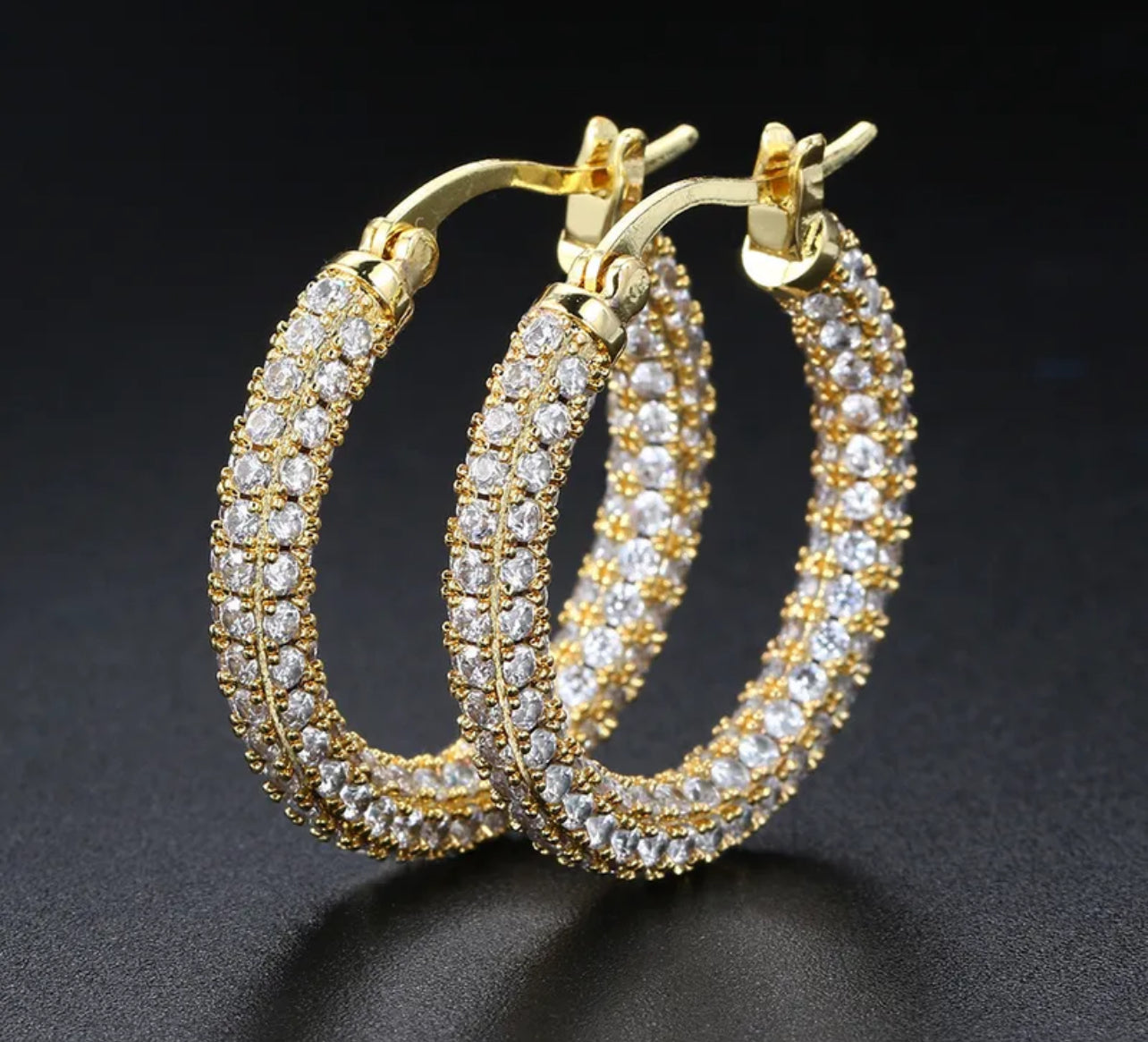 Yacyyy earrings gold